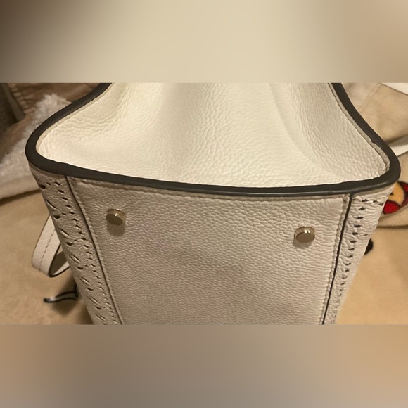 NWOT Kate Spade New York Hayes Perforated Leather Tote. with Bow & Tassel - Picture 4 of 12